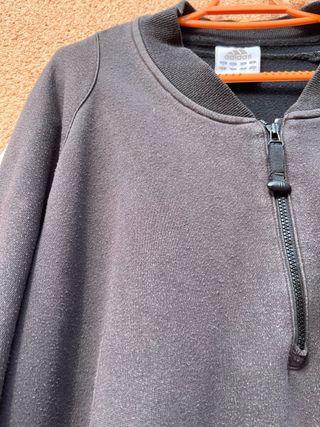 Sudadera Adidas gris con cremallera