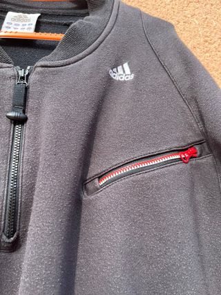 Sudadera Adidas gris con cremallera