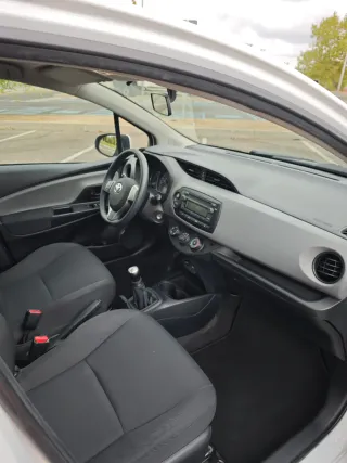 Toyota Yaris 2015