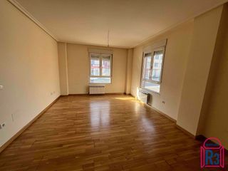 Piso en venta en Villaquilambre