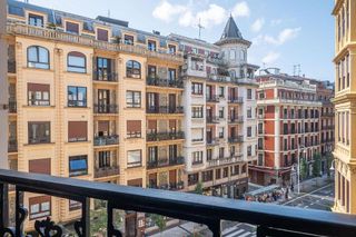 Piso en venta en Gros en San Sebastián-Donostia