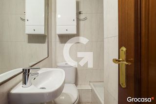 Ático en venta en Pubilla Cases en Hospitalet de Llobregat, L´