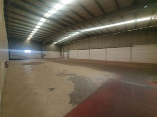 Nave industrial en alquiler en La Paz en Alcalá de Guadaira