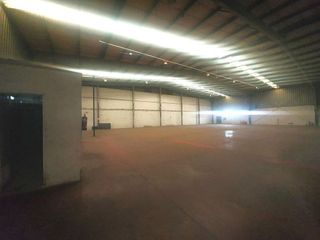 Nave industrial en alquiler en La Paz en Alcalá de Guadaira