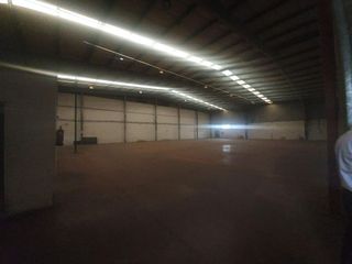 Nave industrial en alquiler en La Paz en Alcalá de Guadaira
