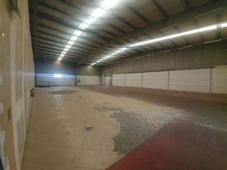 Nave industrial en alquiler en La Paz en Alcalá de Guadaira
