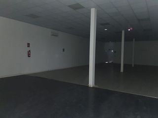 Nave industrial en alquiler en La Paz en Alcalá de Guadaira