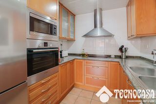 Piso en venta en Ca n'Aurell en Terrassa