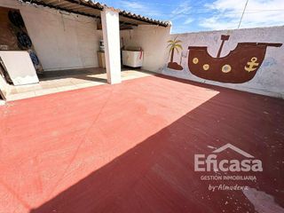 Chalet en venta en Tomelloso