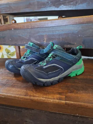 Scarpe bambino blu e verdi