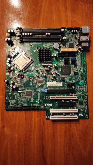Placa Base Dell con Procesador