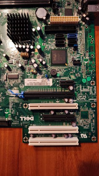 Placa Base Dell con Procesador