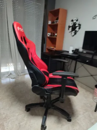 Silla Gamer NPLAY Roja y Negra