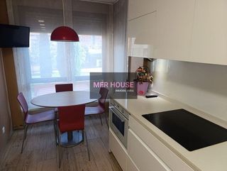 Piso en venta en Portillejo - Valdegastea en Logroño
