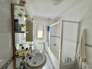 Piso en venta en Numancia - San Fernando en Santander