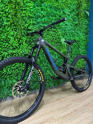 Santa Cruz Bronson C CUSTOM
