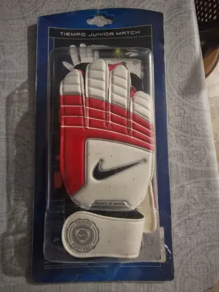 Guantes de portero Nike Tiempo Junior Match