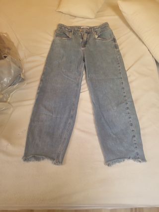Pantalón vaquero Zara chica T.13-14
