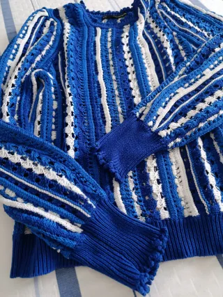 Jersey manga larga azul y blanco