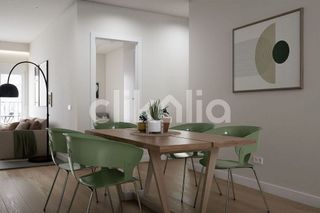 Piso en venta en La Calzada en Sevilla