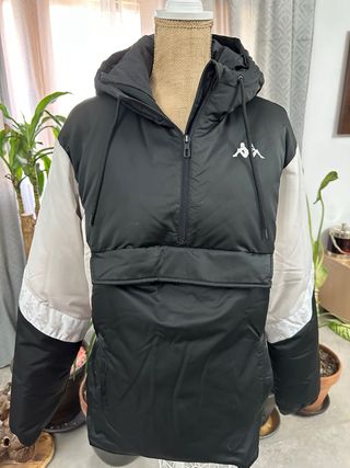Chaqueta Kappa Anorak Negra y Blanca