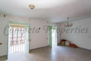 Casa adosada en venta en Cómpeta