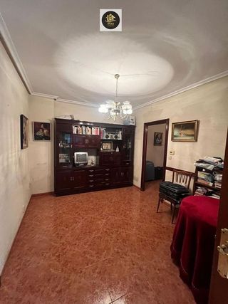 Chalet en venta en Peñamefecit - Avda Barcelona en Jaén