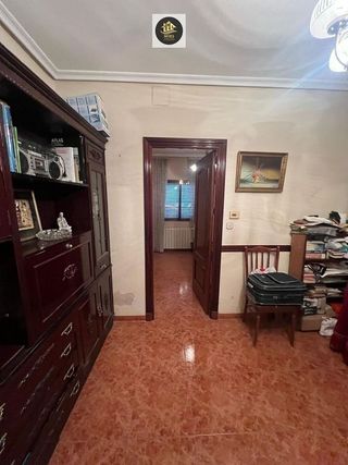 Chalet en venta en Peñamefecit - Avda Barcelona en Jaén