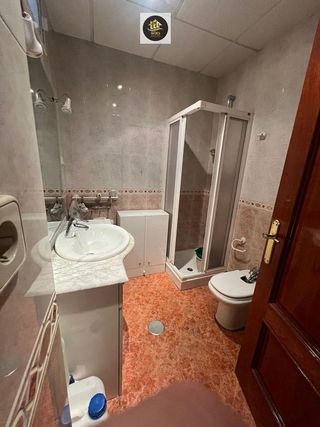 Chalet en venta en Peñamefecit - Avda Barcelona en Jaén