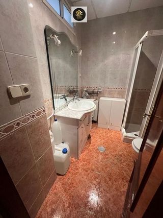 Chalet en venta en Peñamefecit - Avda Barcelona en Jaén