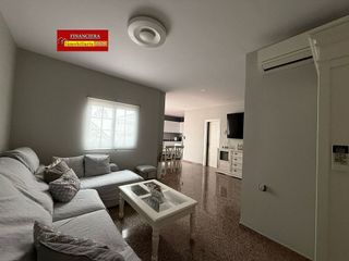 Casa en venta en La Paz en Alcalá de Guadaira