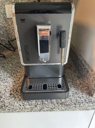 Cafetera Automática Incapto en grano + vaporizador
