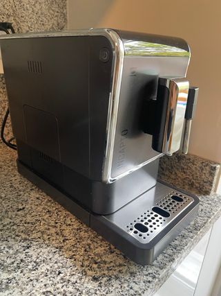 Cafetera Automática Incapto en grano + vaporizador