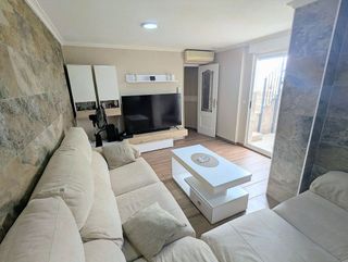 Casa adosada en venta en Elda