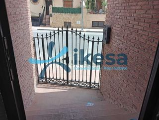 Chalet en venta en Baeza