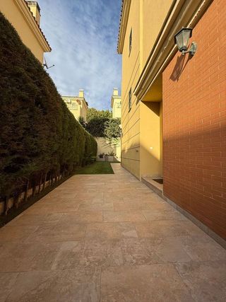 Casa pareada en venta en Zona Universitaria  en Bormujos