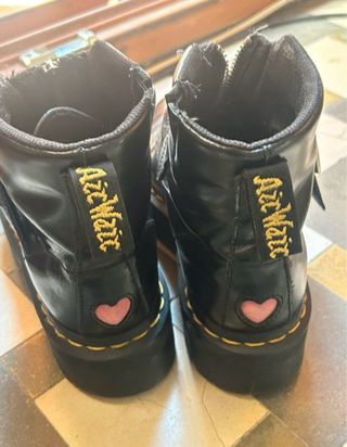 Botas Dr. Martens x Lazy Oaf 