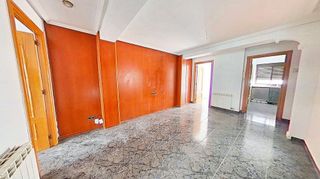 Piso en venta en Oliver en Zaragoza