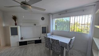 Piso en venta en Playamar en Torremolinos