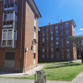 Piso en venta en Contrueces en Gijón
