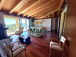 Chalet en venta en Camps Blancs en Sant Boi de Llobregat