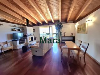 Chalet en venta en Camps Blancs en Sant Boi de Llobregat