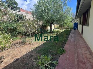 Chalet en venta en Camps Blancs en Sant Boi de Llobregat