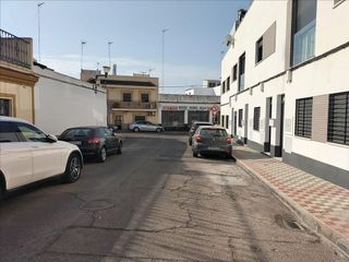 Casa adosada en venta en La Paz en Alcalá de Guadaira