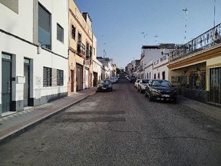 Casa adosada en venta en La Paz en Alcalá de Guadaira