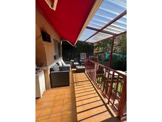 Casa adosada en venta en Portillejo - Valdegastea en Logroño