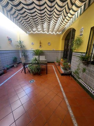 Casa adosada en venta en La Paz en Alcalá de Guadaira