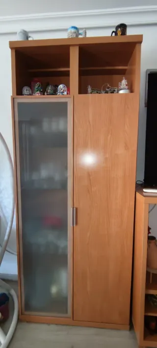 Silla de comedor madera y tela beige
