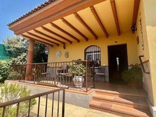 Chalet en venta en Almensilla