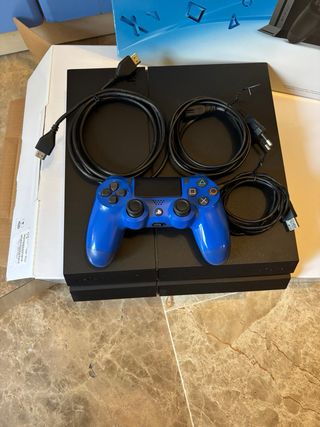 PS4 500GB Negra + Mando Azul 